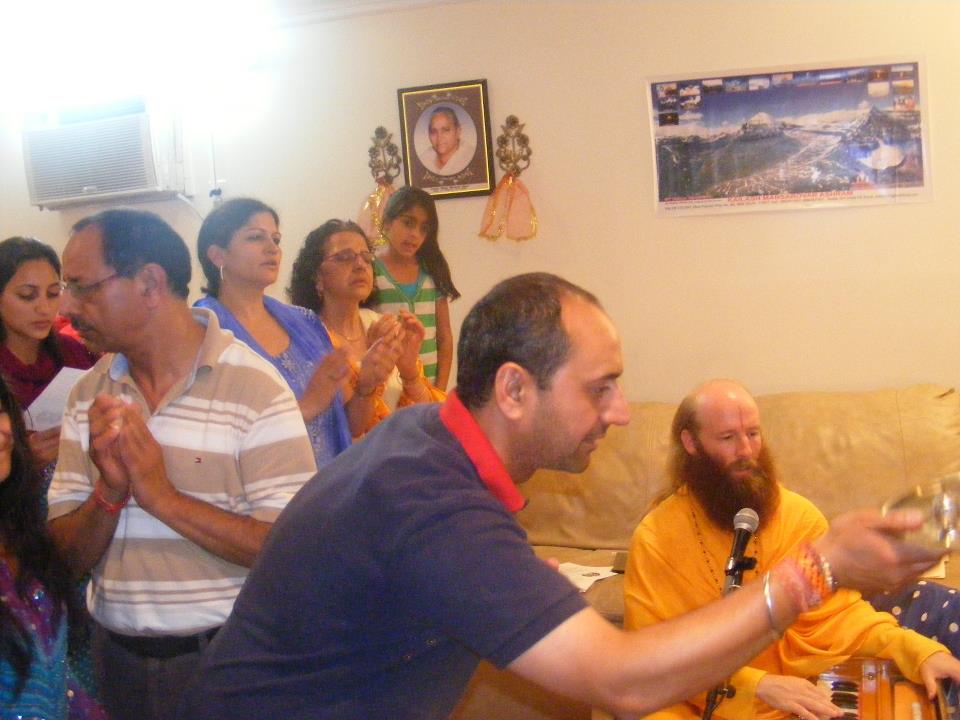 House visit and kirtan program by Swami Nikhilanand in New York